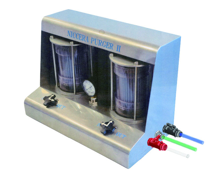 ニッセラパージャー2は災害時用のフットポンプ式ポータブル浄水装置です。